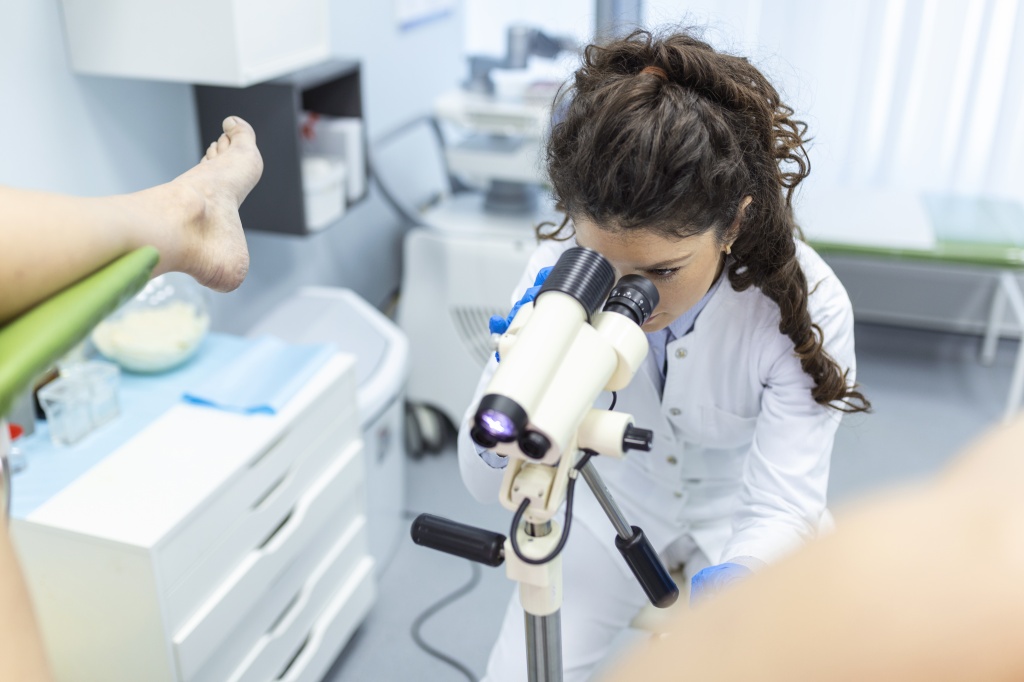 colposcopy1.jpg colposcopy1.jpg